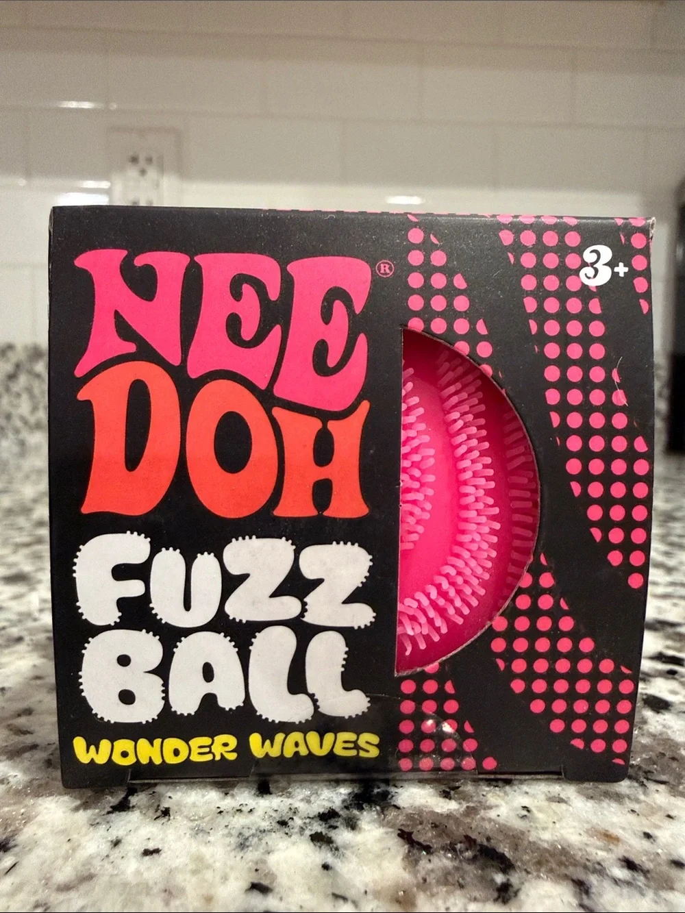 NeeDoh Fuzz Ball Wonder Waves - Pink